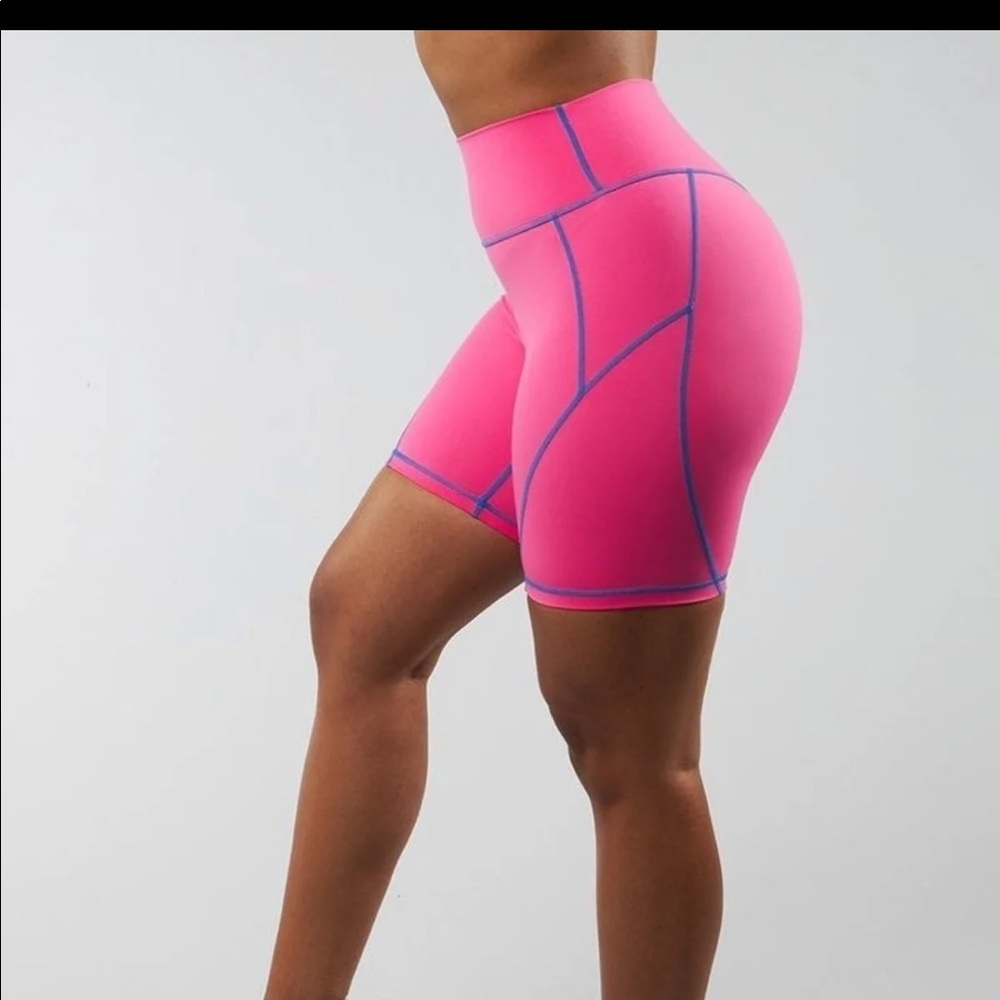 Buffbunny wave bike shorts